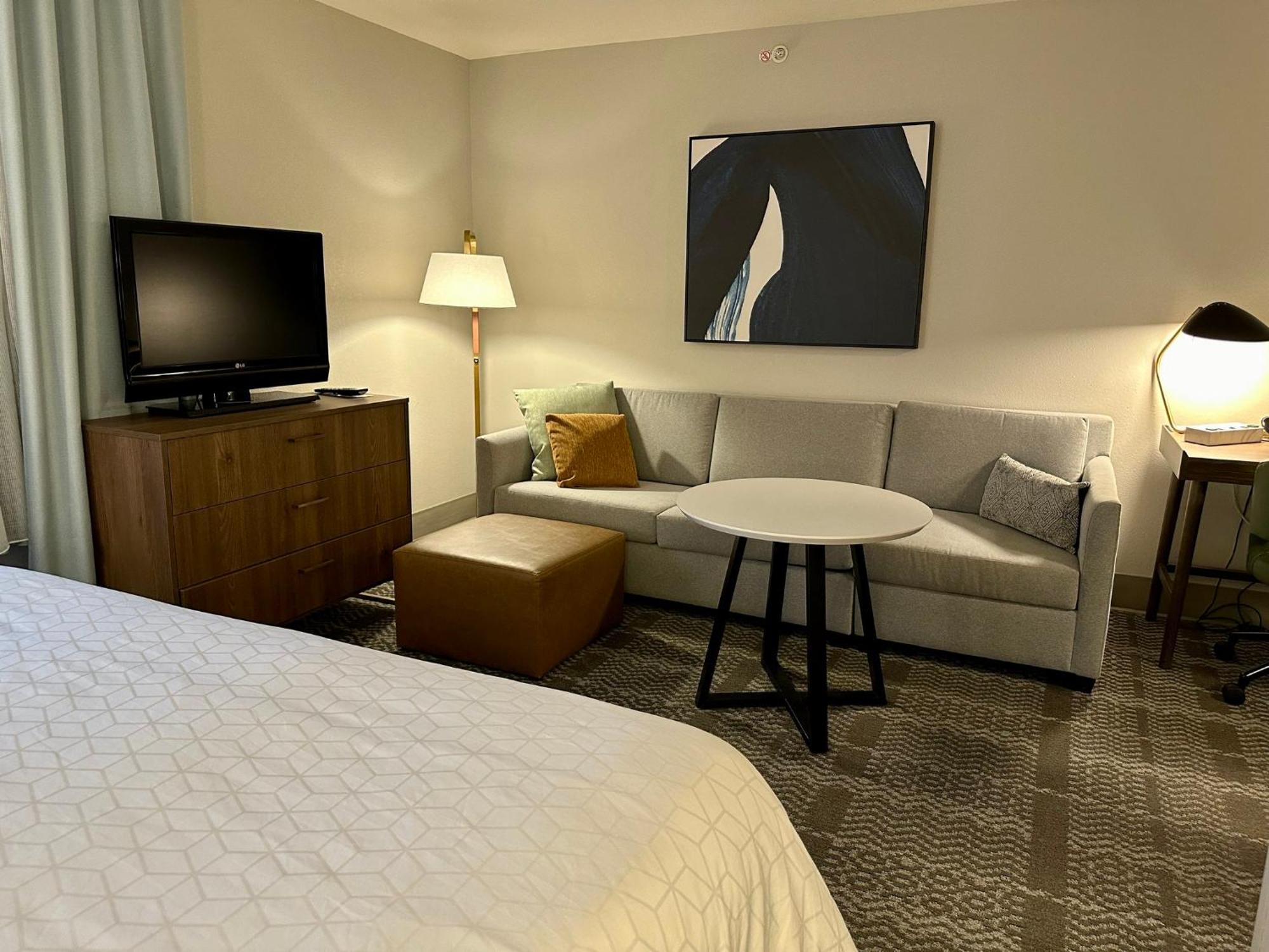 Staybridge Suites Milwaukee West-Oconomowoc By Ihg Ngoại thất bức ảnh